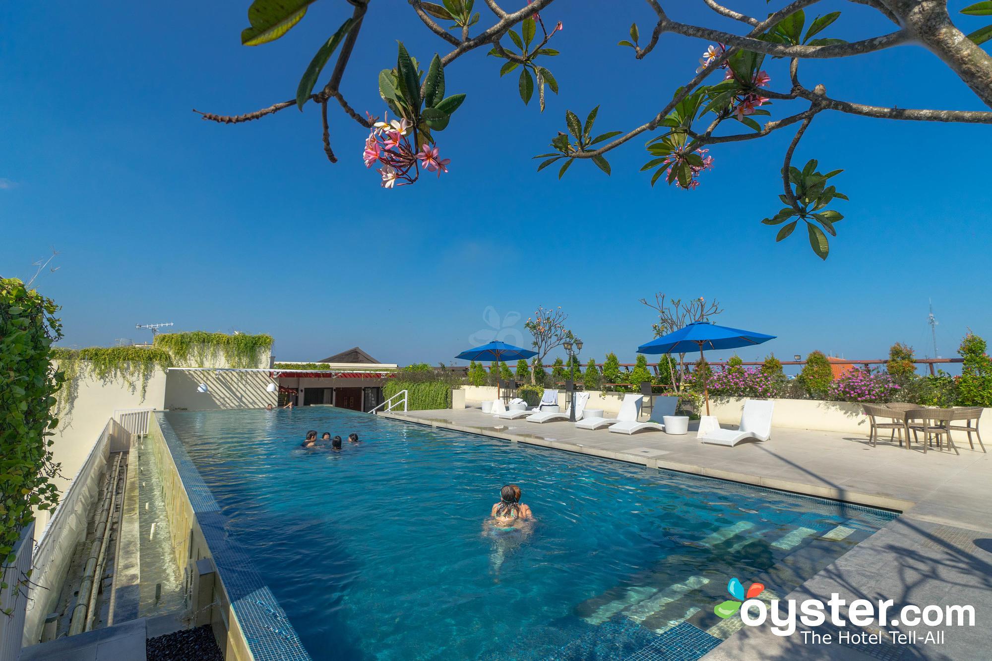 Atanaya Kuta Bali Hotel Екстериор снимка