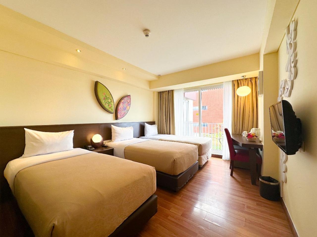 Atanaya Kuta Bali Hotel Екстериор снимка