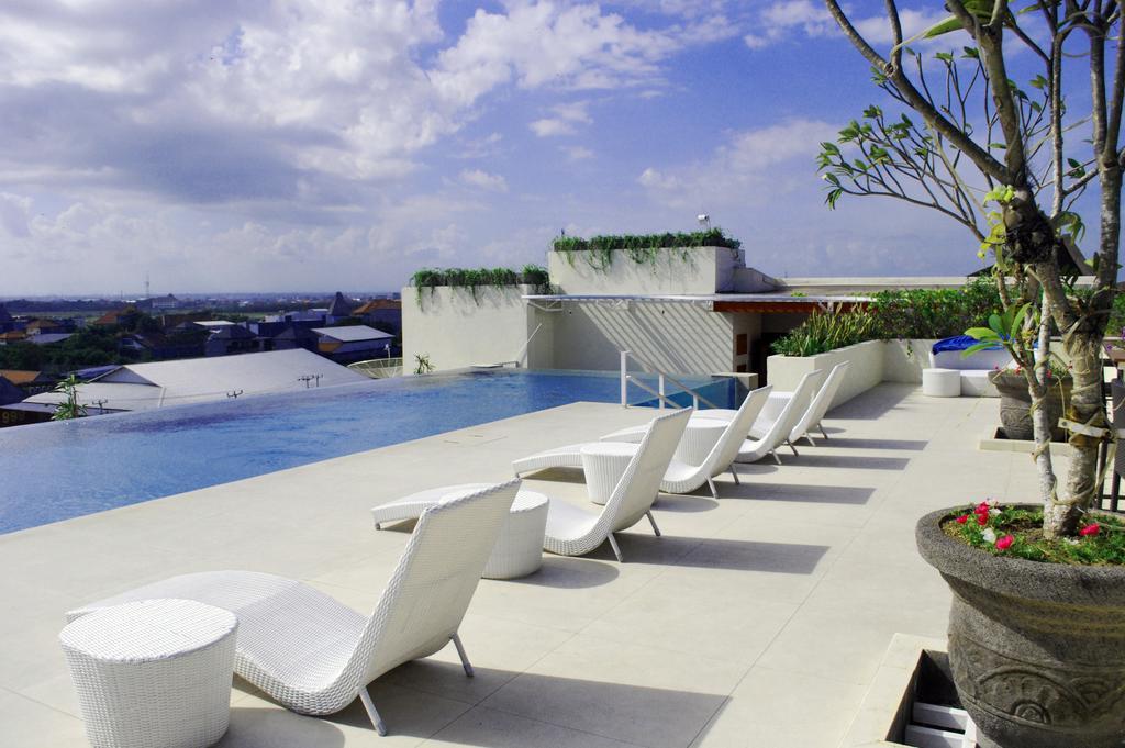Atanaya Kuta Bali Hotel Екстериор снимка