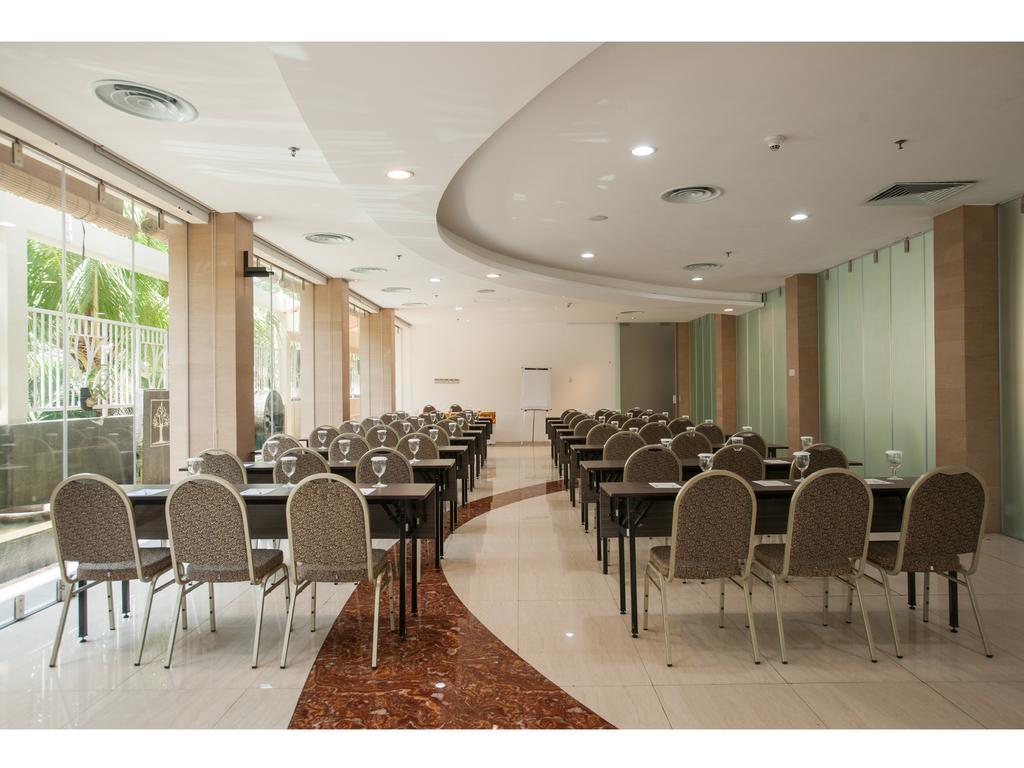 Atanaya Kuta Bali Hotel Екстериор снимка