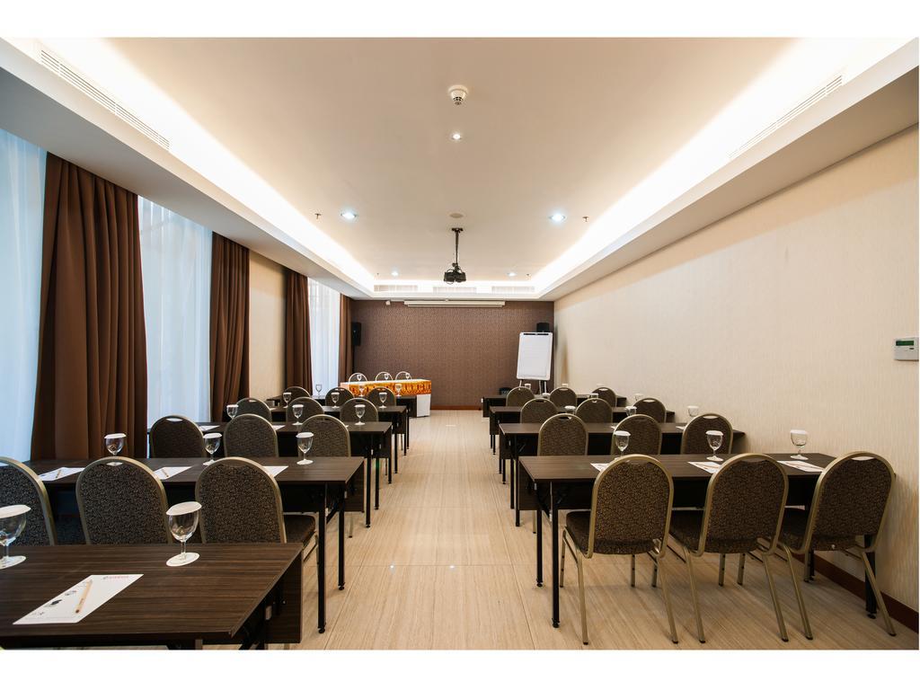 Atanaya Kuta Bali Hotel Екстериор снимка
